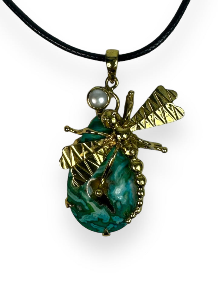 Dragonfly Pendant Necklace in Gold with Druzy Agate