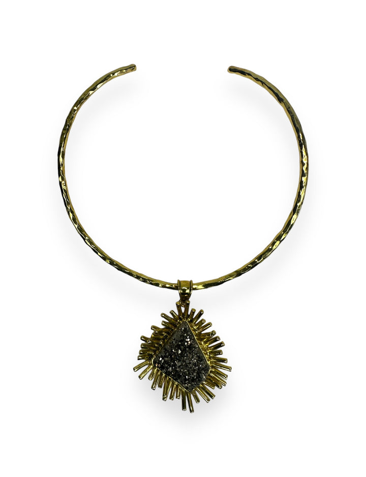 Burst Open Choker